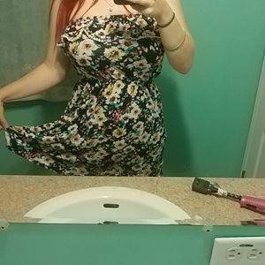 Black floral strapless dress ❤